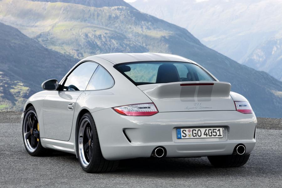 Porsche 911 Sport Classic 2010 года  (фото 3 из 9)